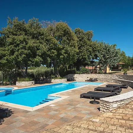 Universe Апартаменти *