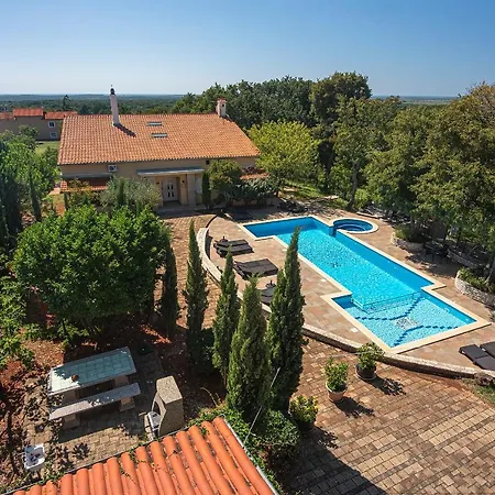 Universe Апартаменти