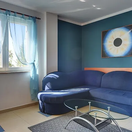 Universe Apartment Pula